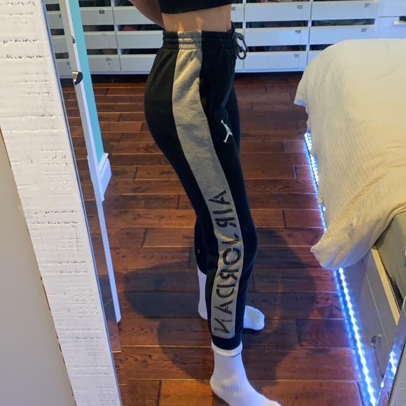 COPY - Air Jordan Sweatpants - Picture 6 of 11